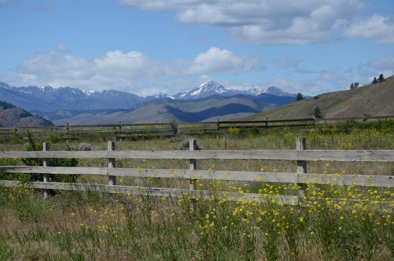Casia Lodge And Ranch Twisp エクステリア 写真