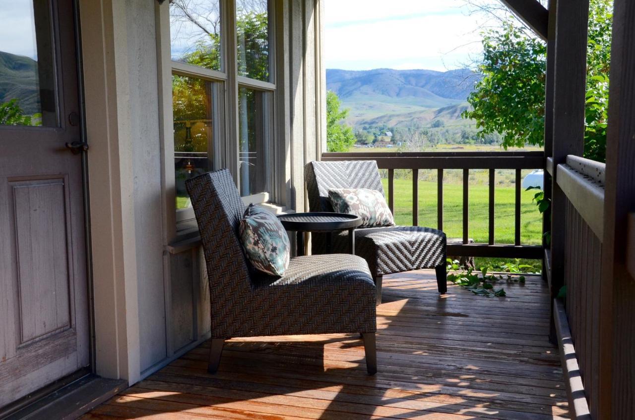 Casia Lodge And Ranch Twisp エクステリア 写真